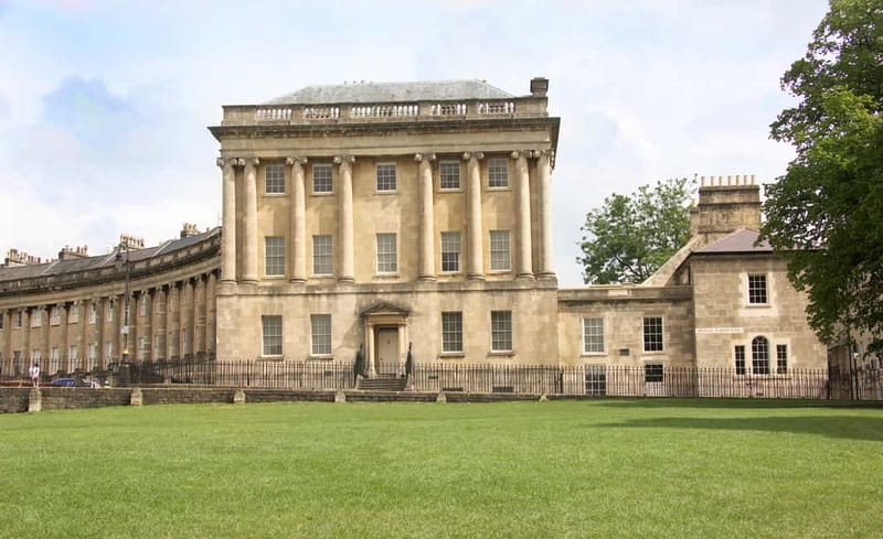 Bath: Private Bridgerton Walking Tour for upto 20 people - Authentic Insights from Reviews