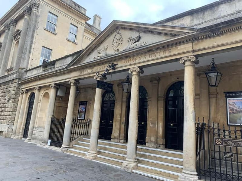 Bath: See the sights, hear the secrets, love every minute - Key Points