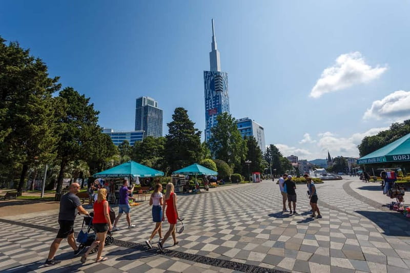 Batumi: Guided Walking Tour - Key Points  