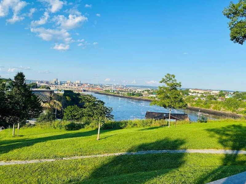 Bay of Fundy St. Andrews & Top Highlights Private (up to 6) - FAQs