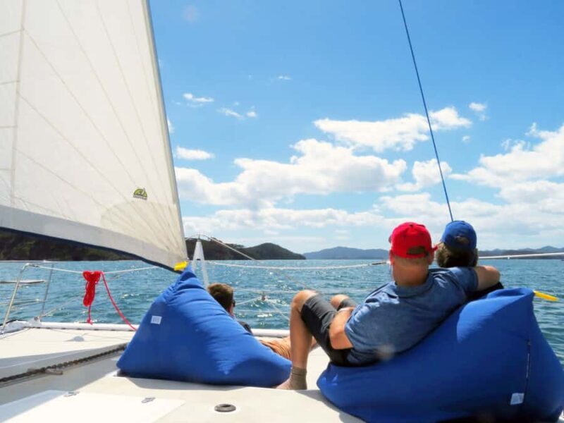 Bay of Islands: Day Sailing Cruise with Island Stop & Lunch - Key Points
