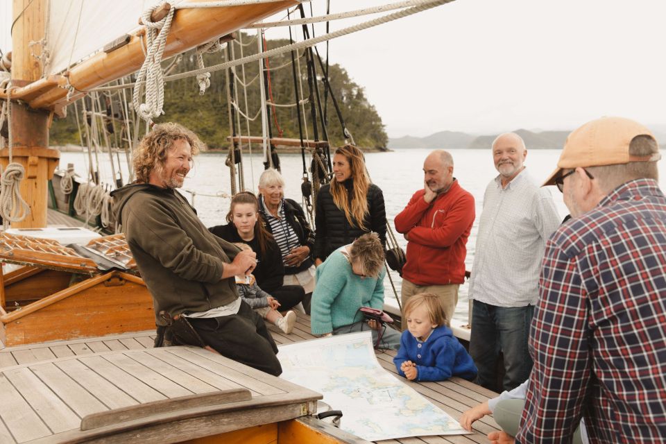 Bay of Islands: Late Afternoon Sailing Cruise - Key Points
