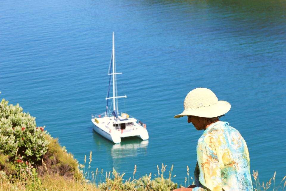 Bay of Islands: Sailing Catamaran Charter With Lunch - Customer Reviews