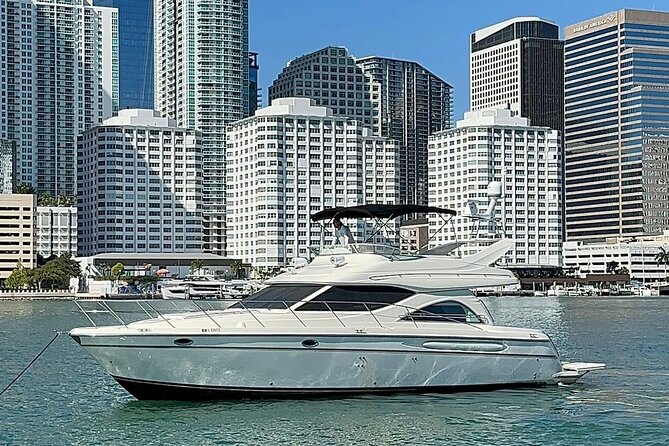 Bayside Marketplace Miami Private Yacht Excursion - The Sum Up