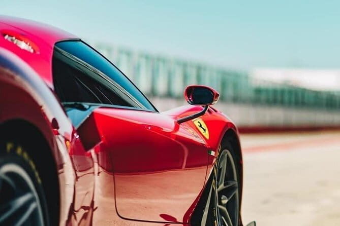 Be a pilot - Ferrari track day - Who Will Love This Experience?