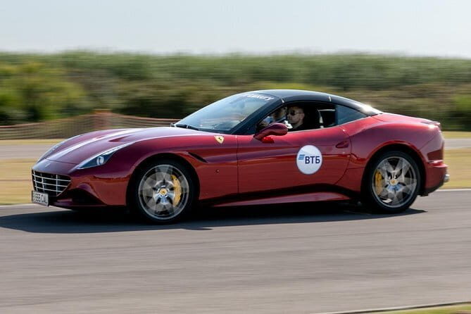Be a pilot - Ferrari track day - FAQ