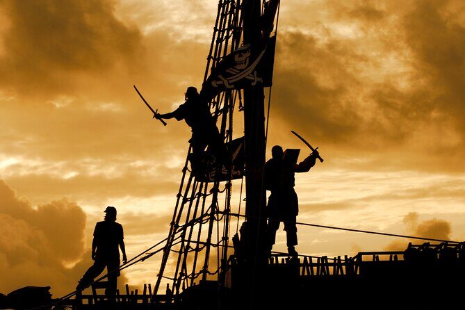Be amazed with PIRATE SHOW in Cancun, includes Dinner & Open Bar - An Overview of the Pirate Show Experience in Cancun