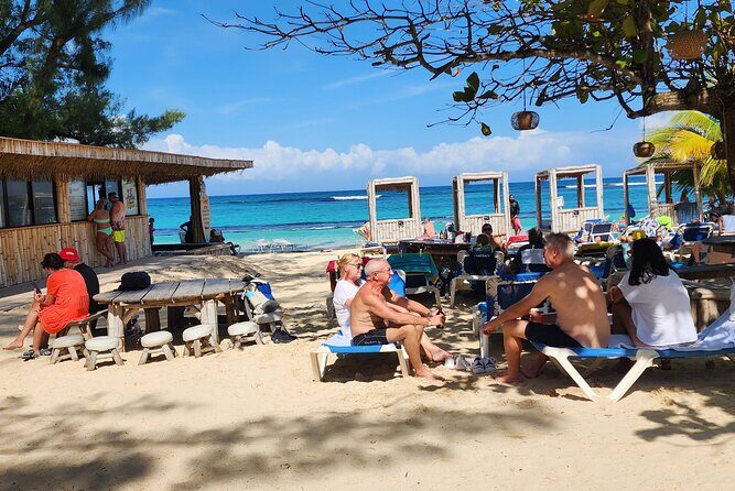 Beach and rafting in beautiful Jamaica - What Makes This Tour Stand Out
