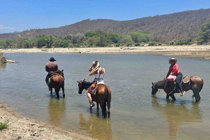 Beach Horseback Riding Adventure in Copalita, Huatulco - FAQs