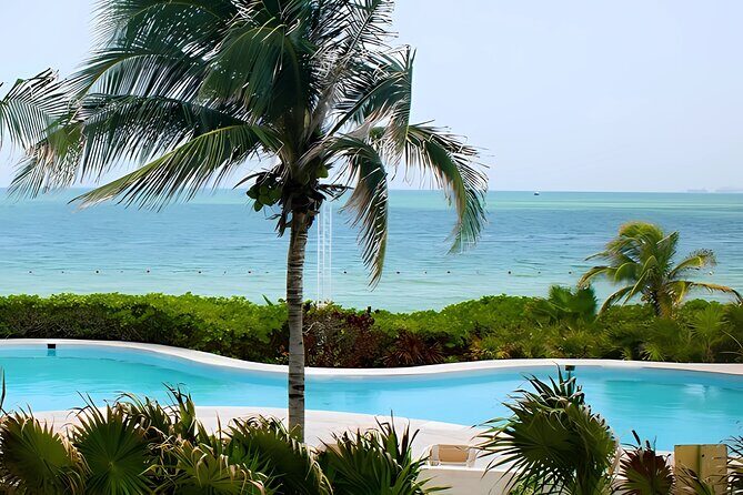 Beach Tour in Yucalpetén from Mérida - The Beach Club: A Slice of Paradise