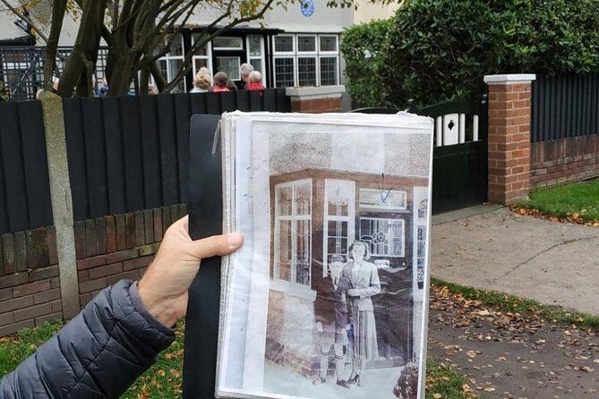 Beatles Liverpool Childhood Homes Tour exc National Trust tickets - Key Points