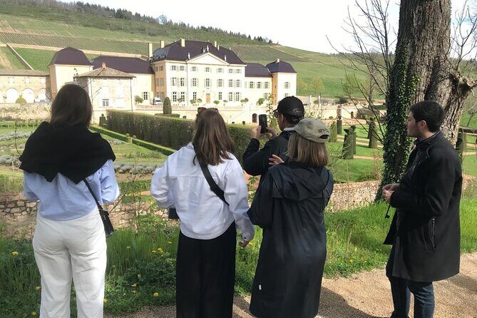 Beaujolais wine and Perouges village full day shared tour - FAQs