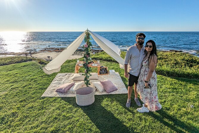Beautiful Luxury Picnic on a Docked Gondola Boat in Coronado - Good To Know