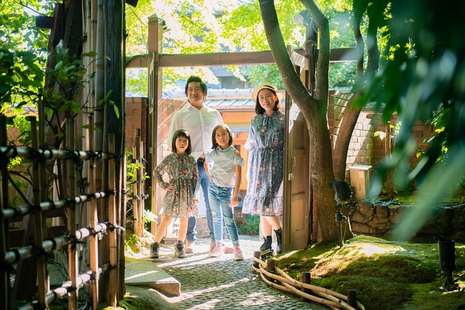 Beautiful Photography Tour in Kyoto - Group Size and Capacity