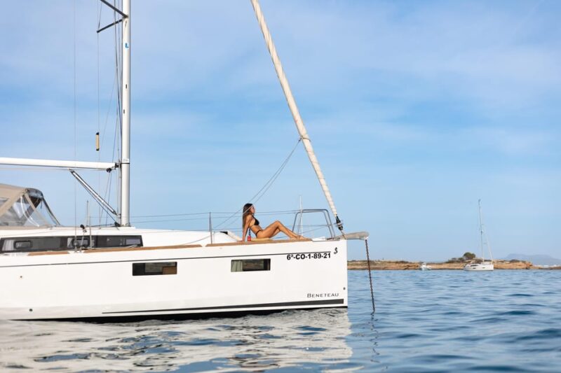 Beautiful Saling Trip Arounf Palma Bay and Sorroundings - Food Options