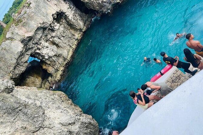 Beautiful Sunset Tour at the Rick's Cafe in Negril - What to Expect from the Tour