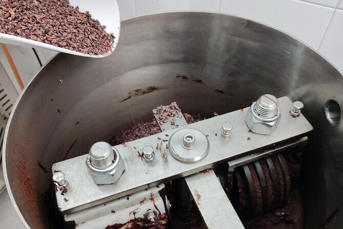 Become a chocolatier for a day, in Modica raw chocolate - Who Should Consider This Tour?  