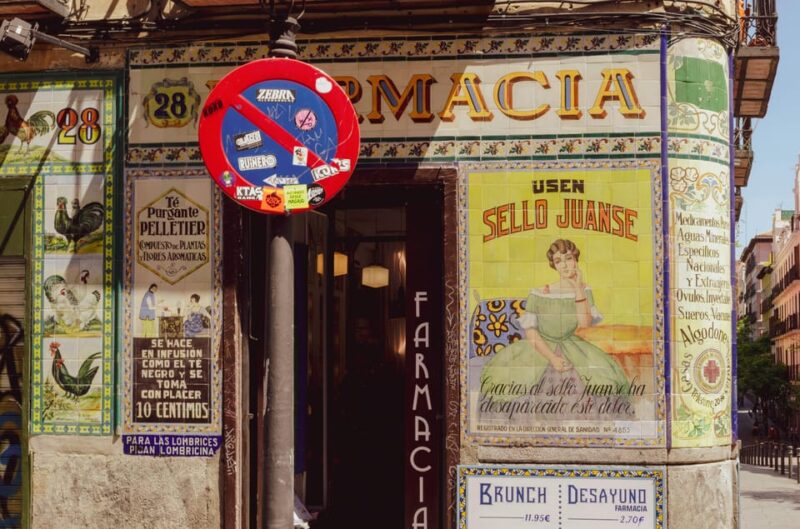 Beer & Tapas Tour: Eat Where Locals Do! - Key Points