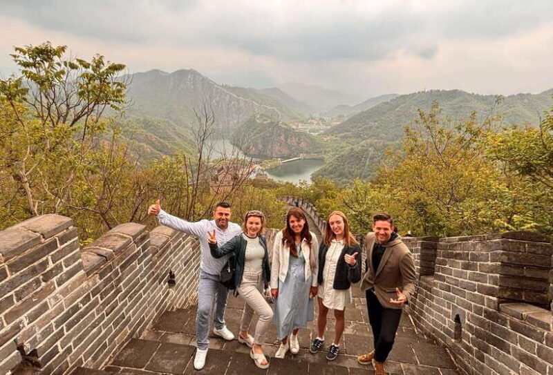 Beijing Great Wall Bus Tour with Multiple Route Options - Authenticity and Crowd Levels
