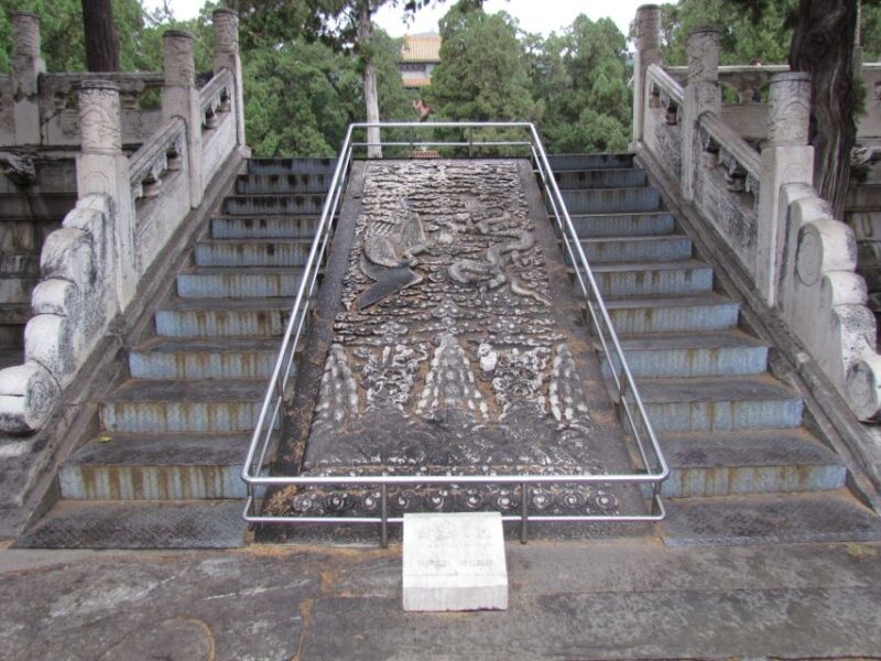 Beijing: Longqing Gorge, Ming Tombs & Lunch Private Day Tour - Ming Dynasty Tombs Visit