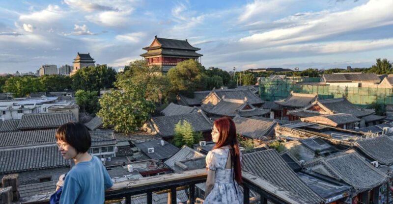 Beijing: Private Hutong Walking Tour With Dumpling Meal - Guided Tour Experience
