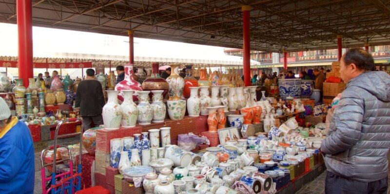 Beijing Private Tour: Panjiayuan Antique Market&798 Art Zone - Itinerary Highlights