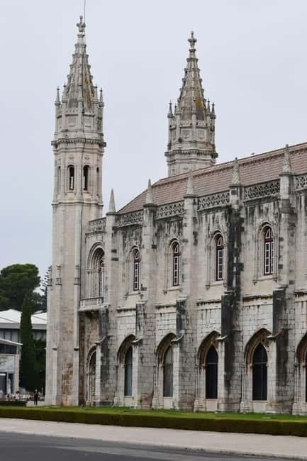 Belem Beyond: History, Culture, Taste & Trendy Trails - Why Choose the Belem Beyond Tour?