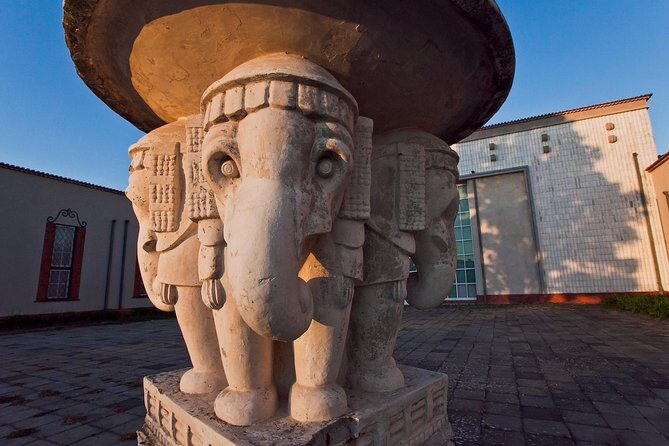 Belém District and the Salazar Dictatorship Legacy - Private Walking Tour - What Makes This Tour Stand Out?