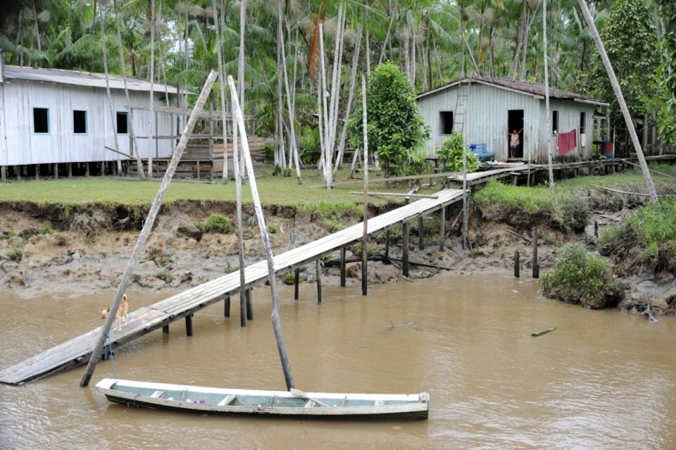 Belém: Half-Day Furos Boat Tour & Riverside Community Visit - Booking and Participation Details