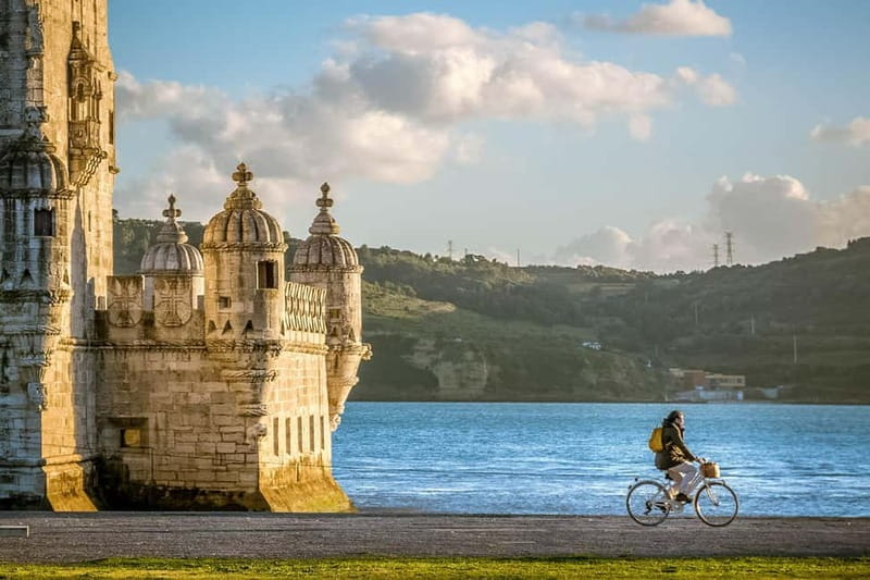 Belém: Sunset Photography Walk in Lisbon - Key Points