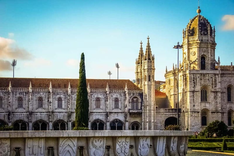 Belém: Sunset Photography Walk in Lisbon - Learning Night Photography at Jerónimos Monastery