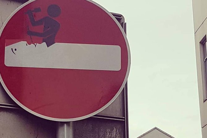 Belfast A Music and StreetArt Experience. Small Gr Walking Tour - Local Music Scene Insights