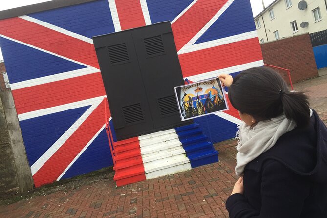 Belfast Black Taxi Tour of Murals and Peace Walls 2 Hours - Pickup and Drop-off Locations