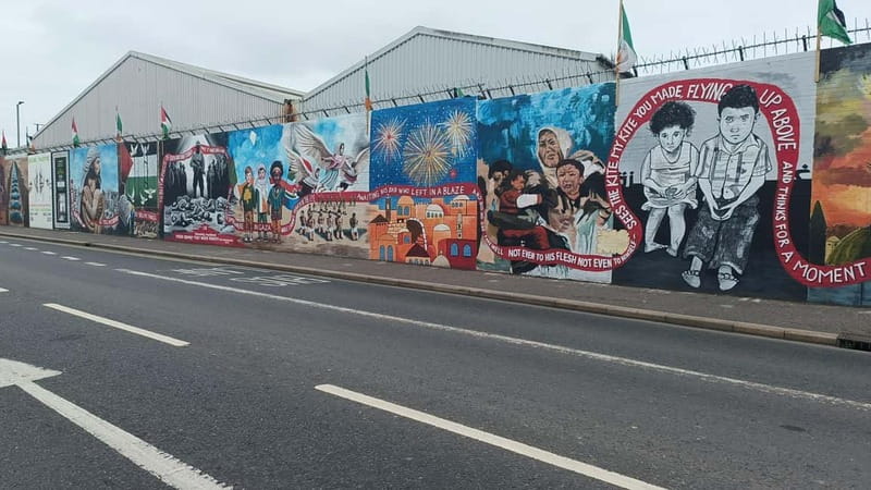 Belfast Black Taxi Tour - Key Points