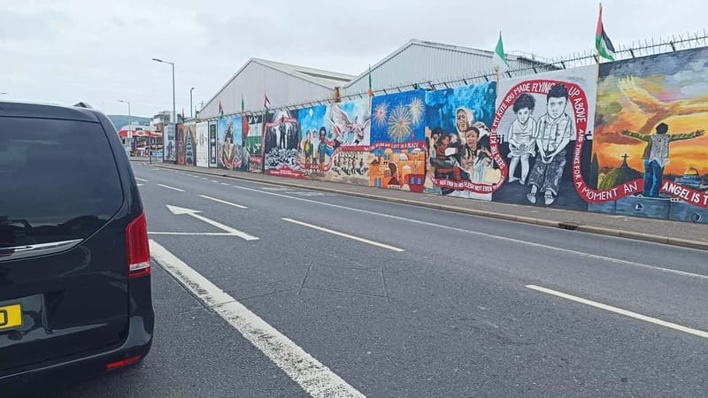 Belfast Black Taxi Tour - A Closer Look at the Belfast Black Taxi Tour