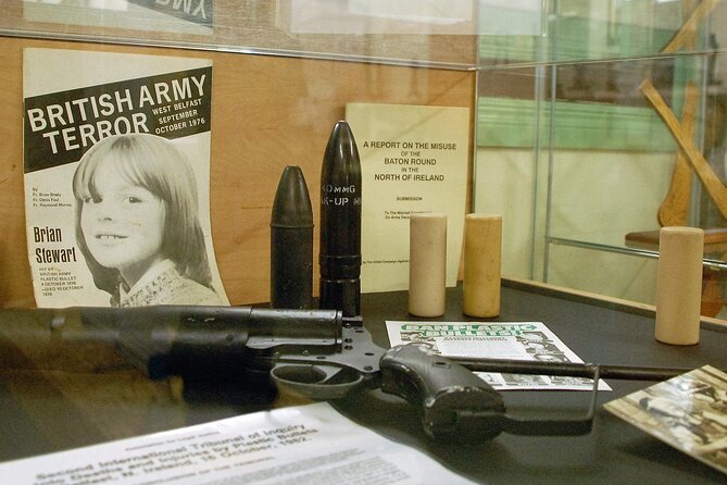 Belfast Cab /Taxi Private 2hours Terror and Conflict- Peace Tour - Additional Information