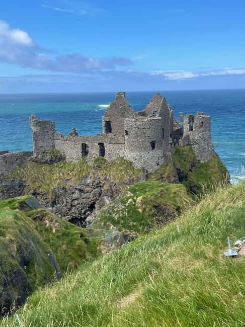 Belfast: Giants Causeway Cruise Ship Half Day Whizz Tour - Key Points