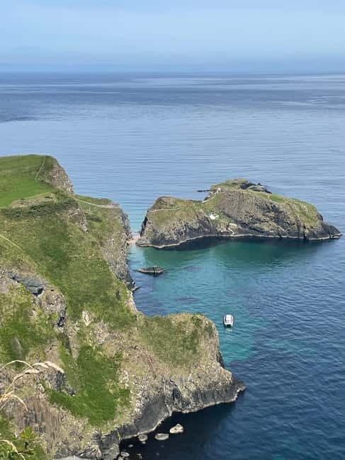 Belfast: Giants Causeway Cruise Ship Half Day Whizz Tour - Transportation, Group Size, and Flexibility