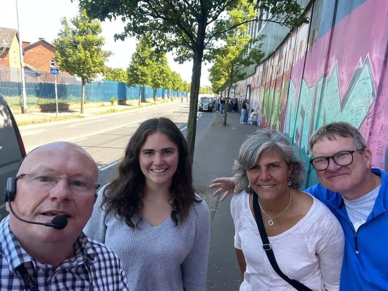 Belfast: Peace Wall & Mural Tour - Key Points:
