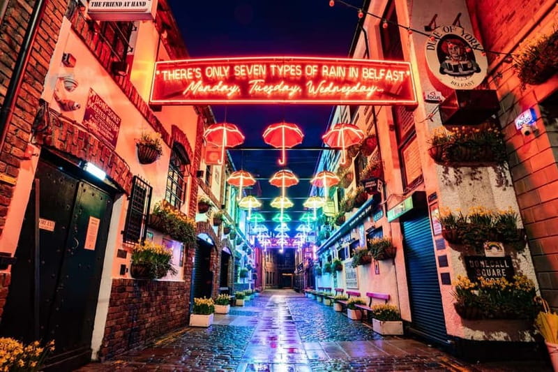 Belfast: Tour and Tipple with Titanic Museum - Exploring Belfast: A City of Contrasts