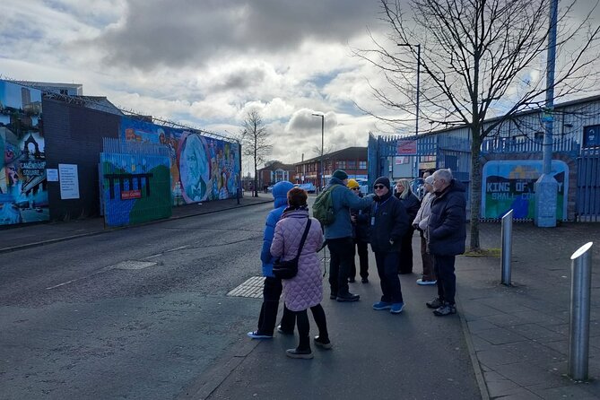 Belfast Troubles Tour: Walls and Bridges - Meeting Point and Start Time