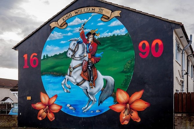 Belfasts Political Mural Taxi Tour - Customer Experience