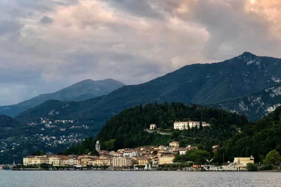 Bellagio: Lake Como Sunset Kayak Villas Experience - What Makes This Tour Special