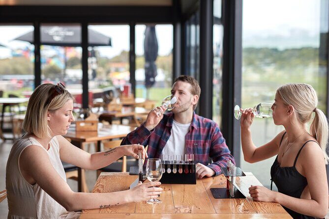 Bellarine Peninsula Public Winery Tour - Lunch Included - Key Points