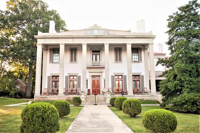 Belle Meade Guided Mansion Tour With Complimentary Wine Tasting - Grounds and Amenities