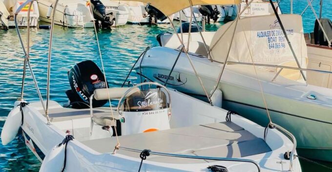 Benalmadena: 6-Seater Speedboat Rental Without a License - Meeting Point and What to Bring