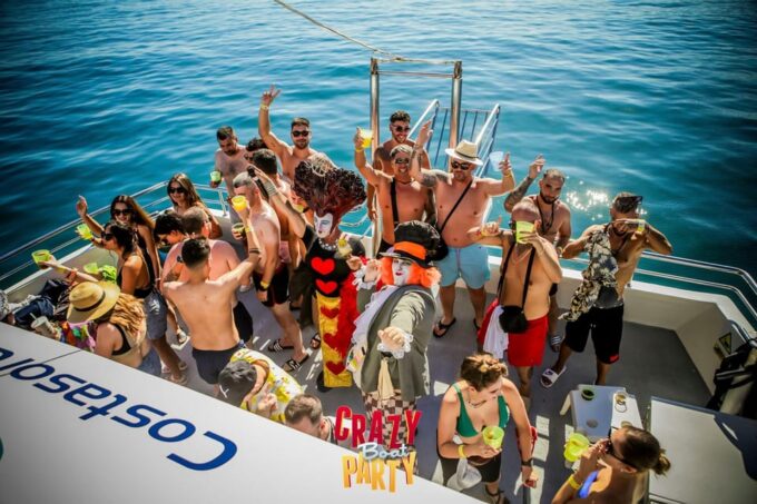 Benalmadena: Boat Party With a Drink - Frequently Asked Questions