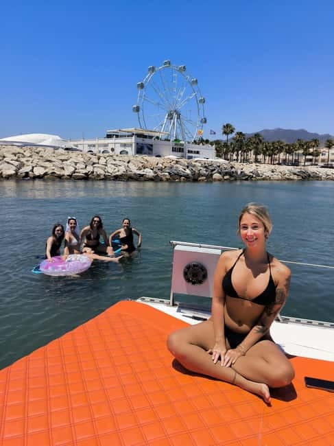 Benalmádena: Private Catamaran Bachelorette Party Cruise - Itinerary Breakdown