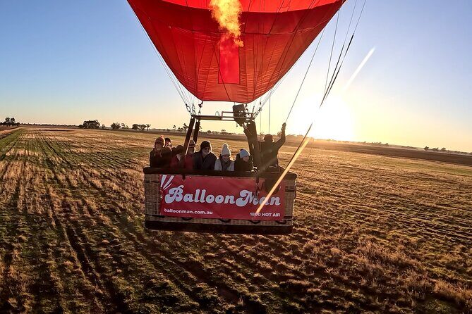 Bendigo Premium Balloon Flight plus buffet champagne breakfast - The Sum Up