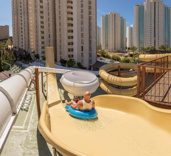 Benidorm: Magic Tropical Splash Day Pass - What’s the Setting Like?